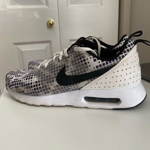 Nike Air Max Tavas Print